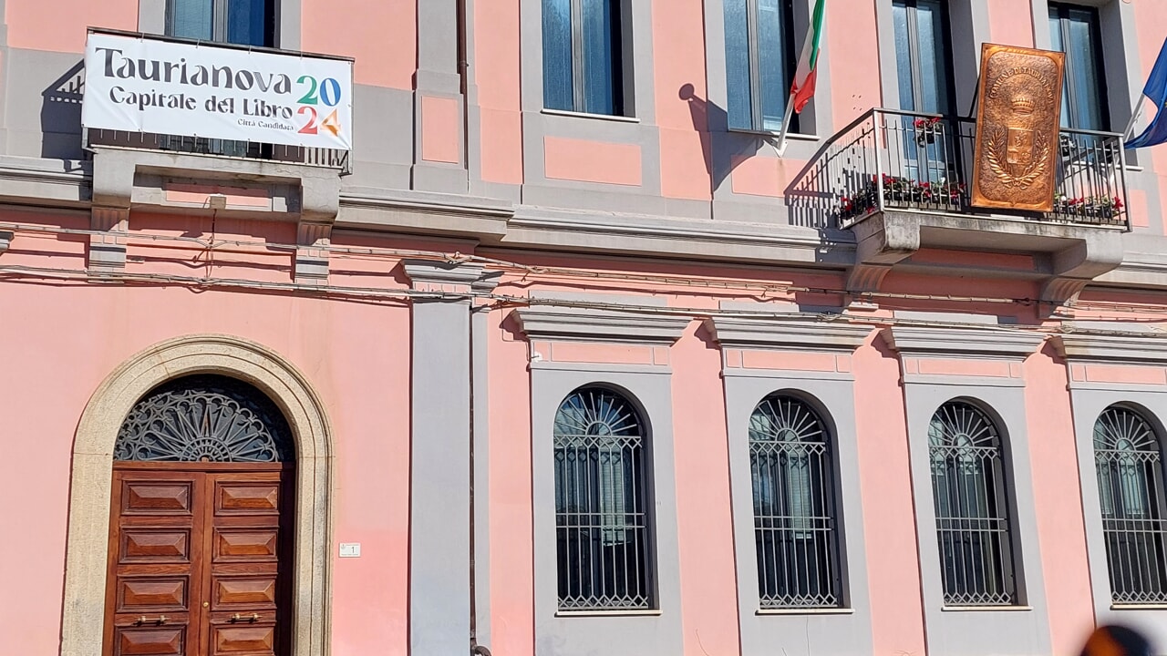 comune taurianova capitale libro 2024