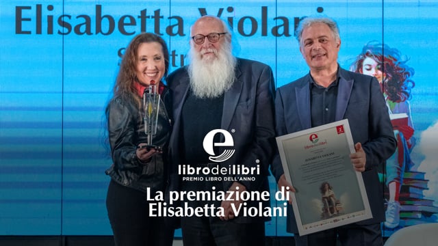 La premiazione di Elisabetta Violani | Libro dei Libri 2024